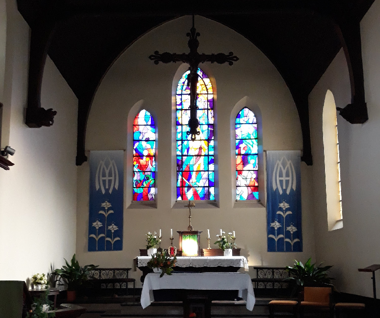 image notredamemontroeul.jpg (27.5kB)
